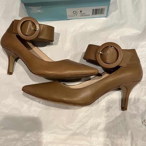 New Women’s L’ATELIER LONDON Leather Taupe Heels w/Ankle Strap & Buckle sz 8 - Picture 2 of 8